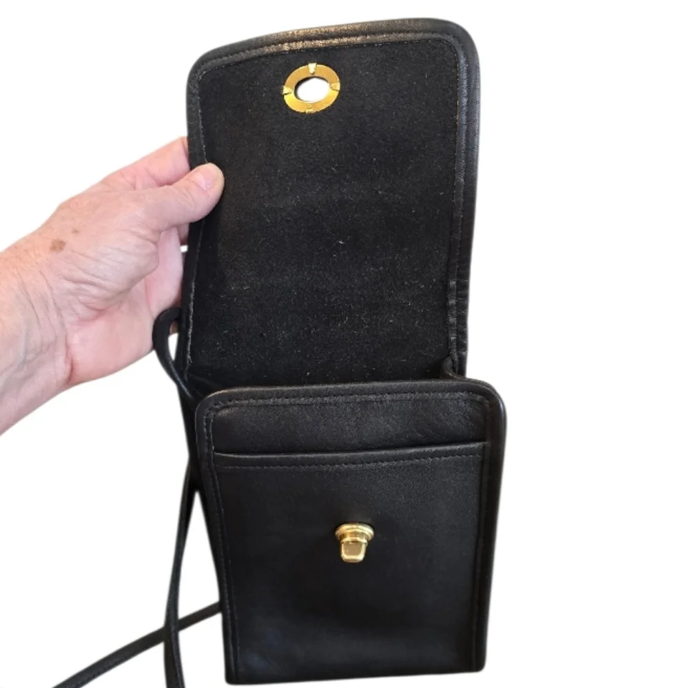 Coach Legacy Scooter Black Leather Vintage Crossbody Bag